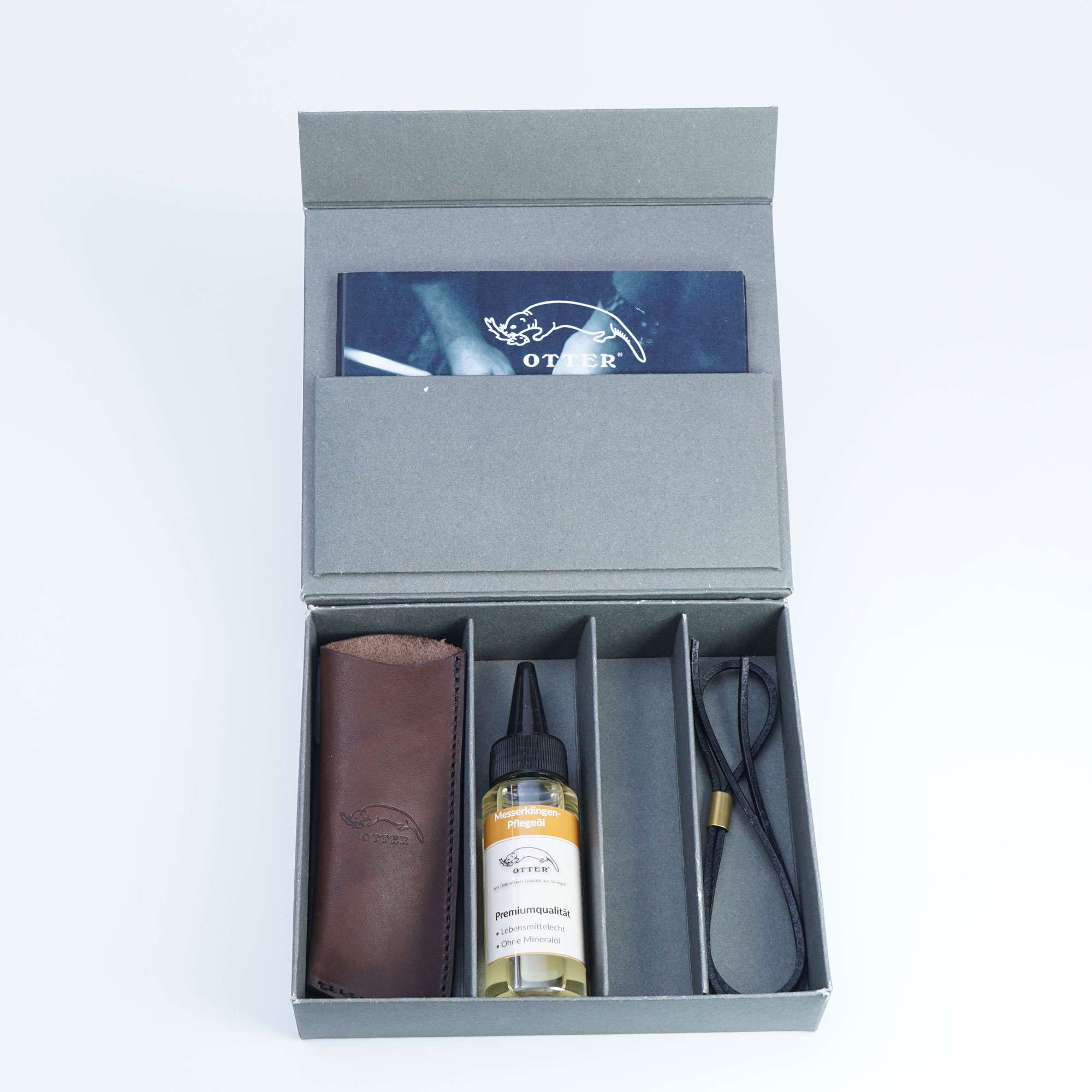 Geschenkbox 5 mit Etui 03, Pflegeöl und Lederband Geschenkbox 5 mit Etui 03, Pflegeöl und Lederband