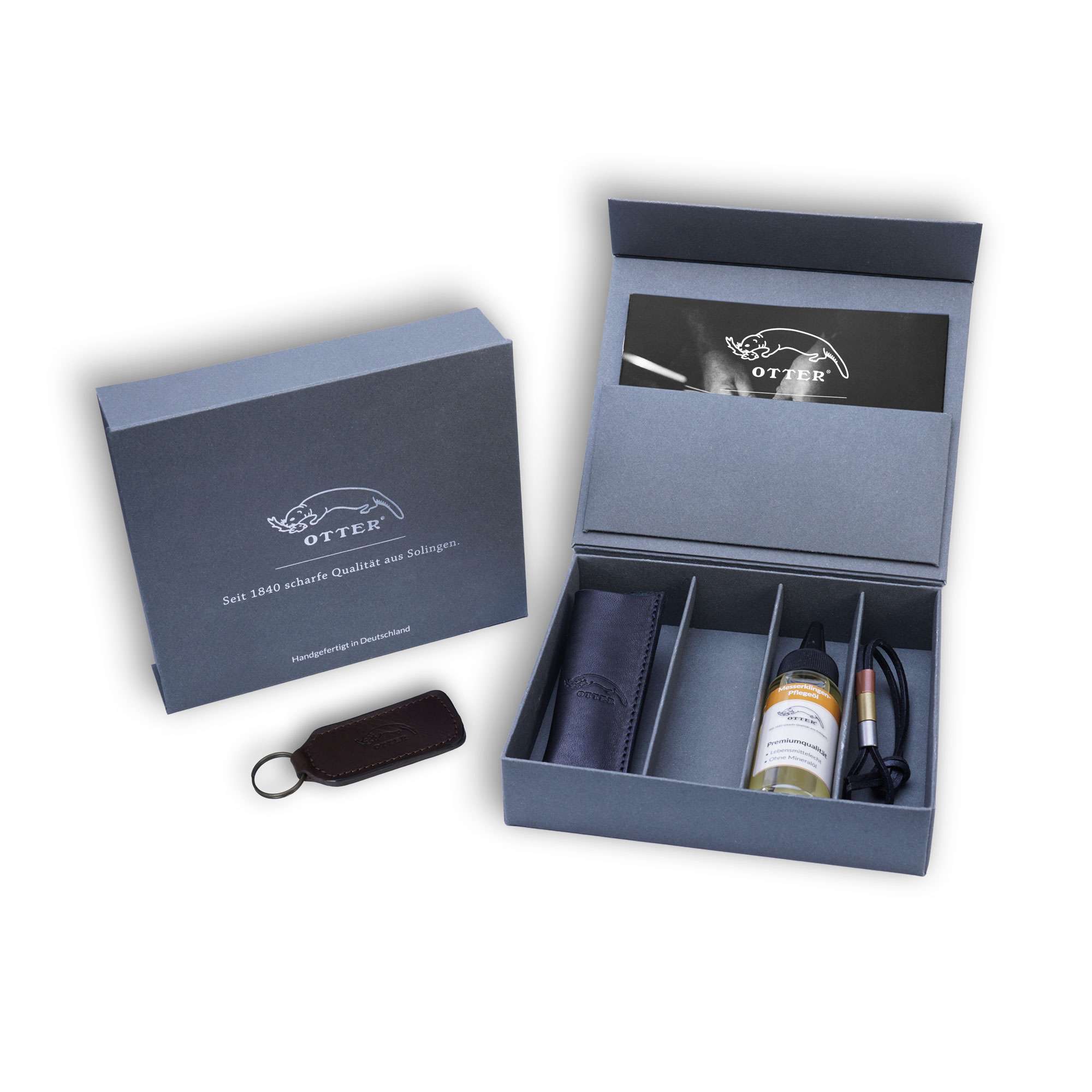Geschenkbox: Lederetui 03 | Pflegeöl Klinge | Lederband | Schlüsselanhänger Geschenkbox: Lederetui 03 | Pflegeöl Klinge | Lederband | Schlüsselanhänger