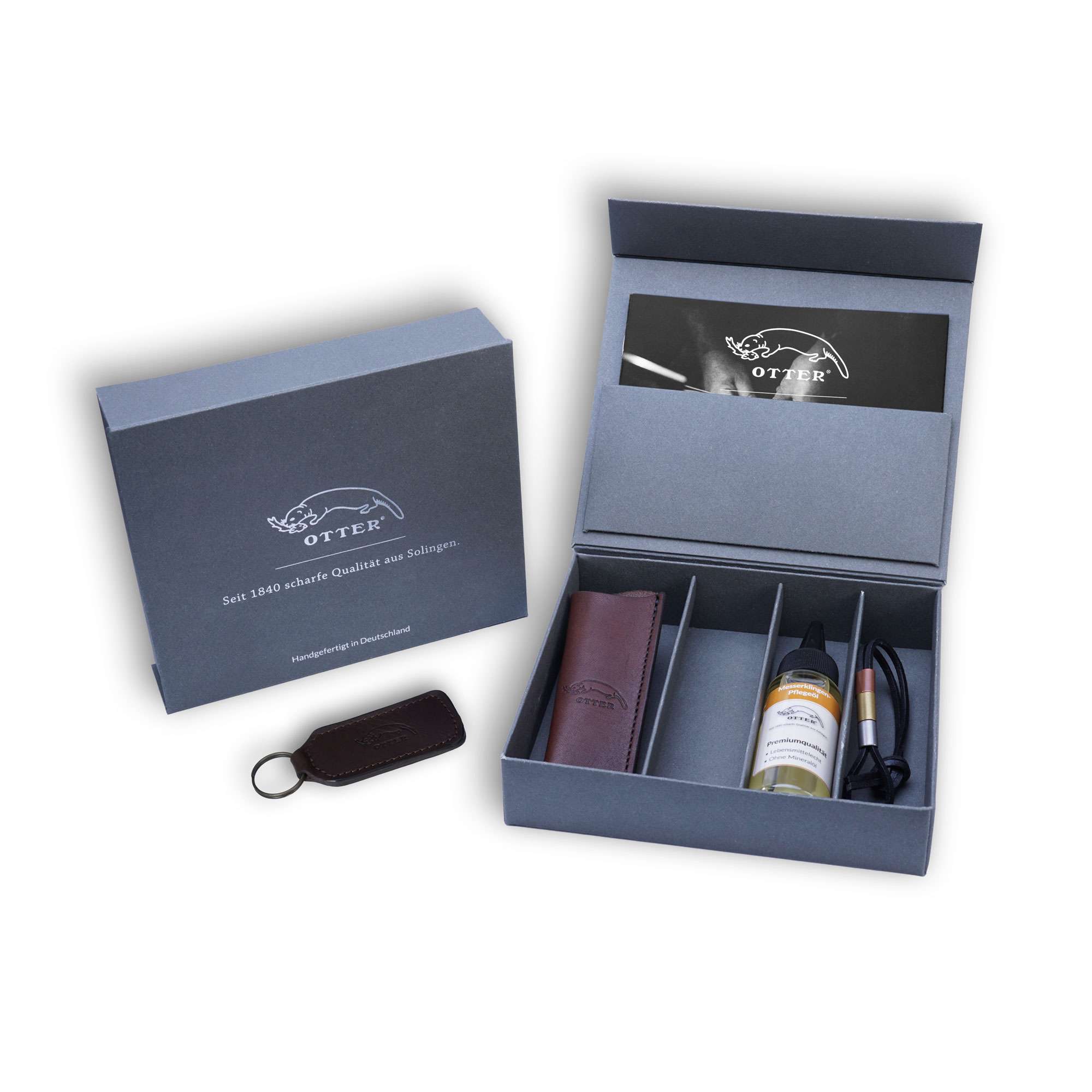 Geschenkbox: Lederetui 03 | Pflegeöl Klinge | Lederband | Schlüsselanhänger Geschenkbox: Lederetui 03 | Pflegeöl Klinge | Lederband | Schlüsselanhänger