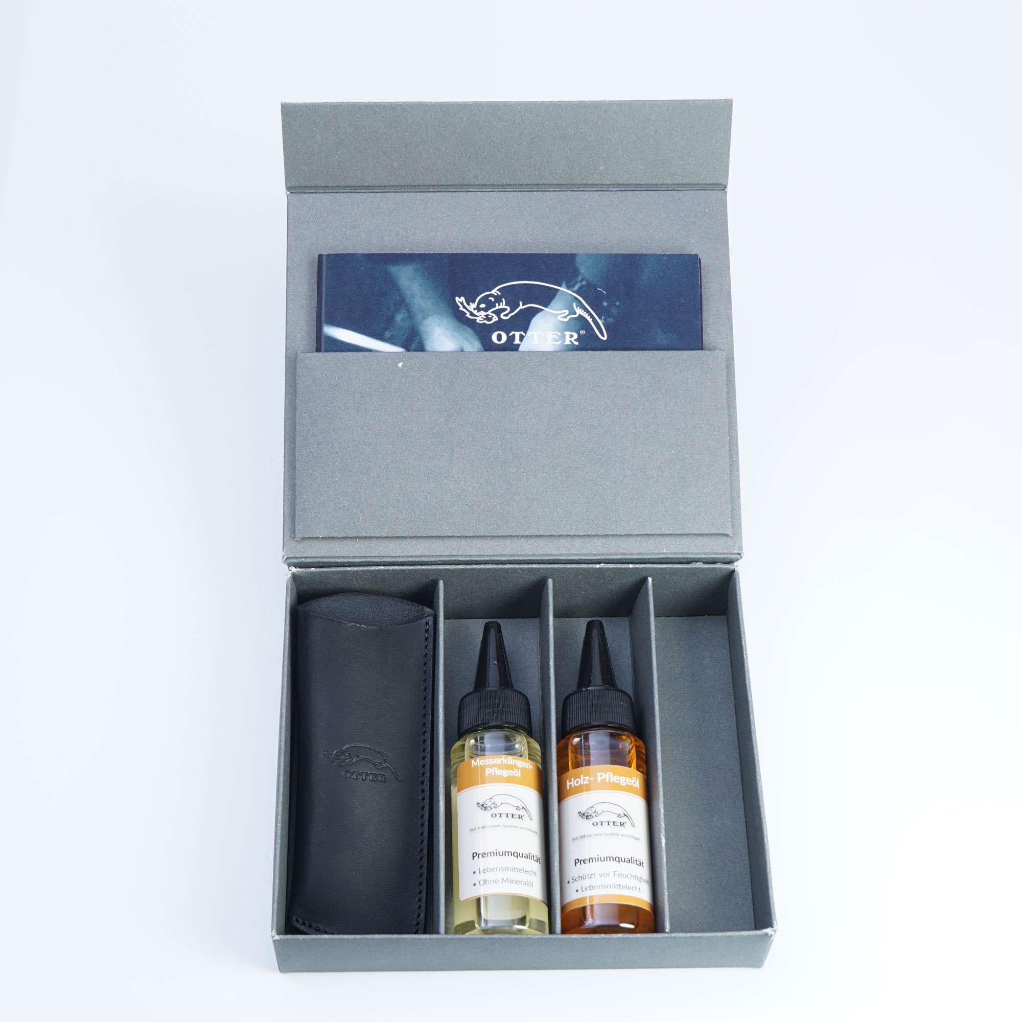 Geschenkbox 1 mit Etui 03, Pflegeöl Holz, Pflegeöl Klinge Geschenkbox 1 mit Etui 03, Pflegeöl Holz, Pflegeöl Klinge