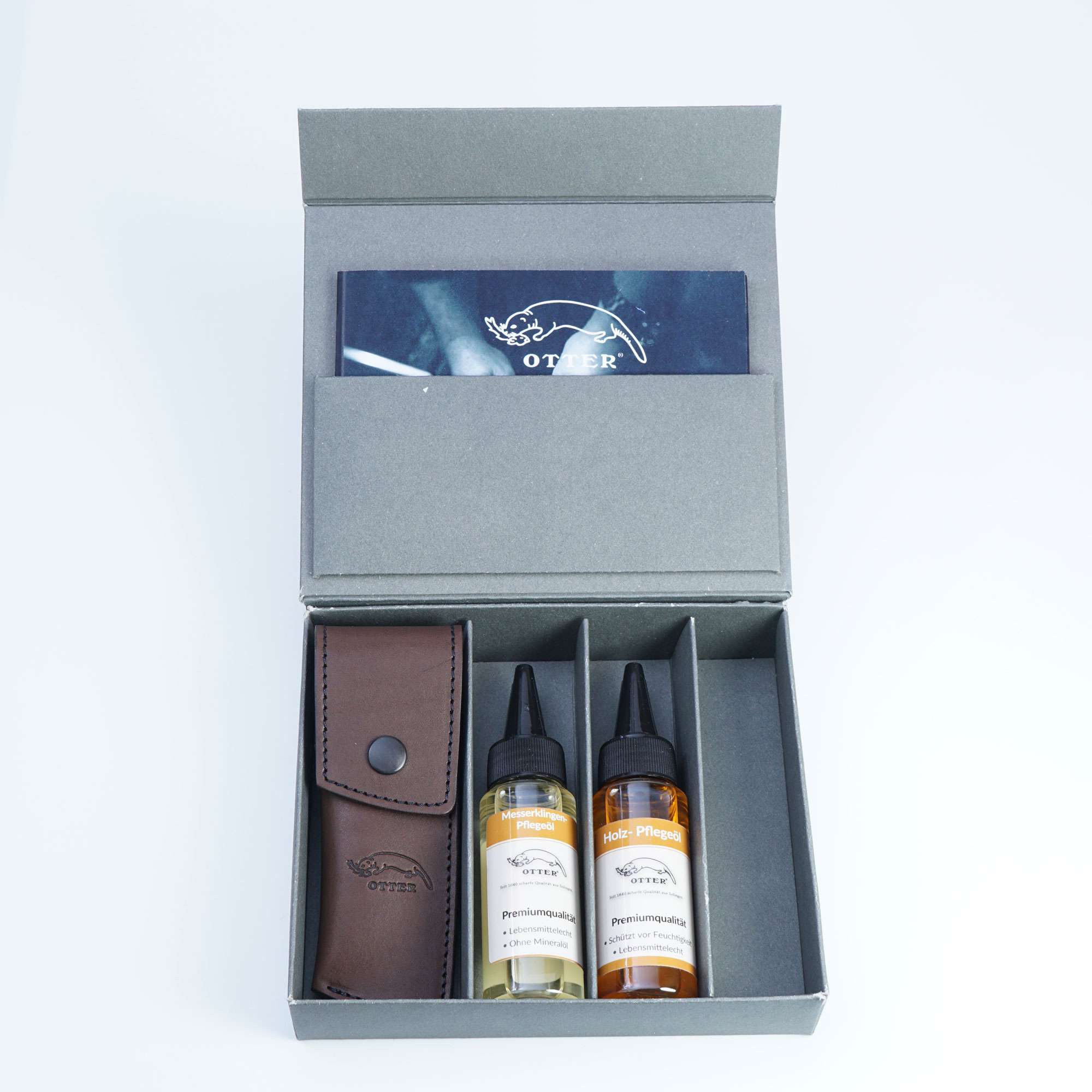 Geschenkbox 2 mit Messerholster 01, Pflegeöl Holz und Pflegeöl Klinge Geschenkbox 2 mit Messerholster 01, Pflegeöl Holz und Pflegeöl Klinge