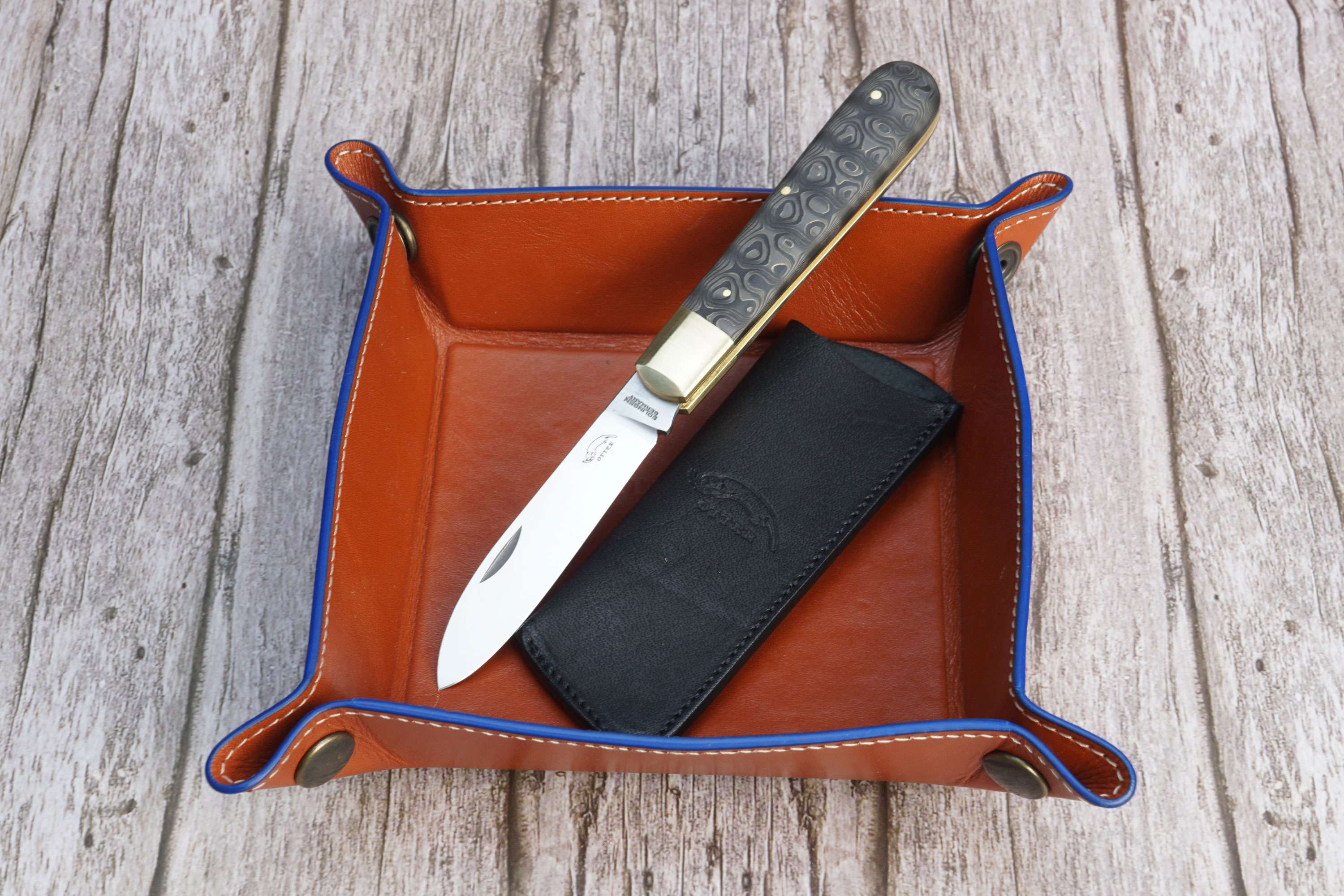 OTTER "Fox" OTTER "Fox"