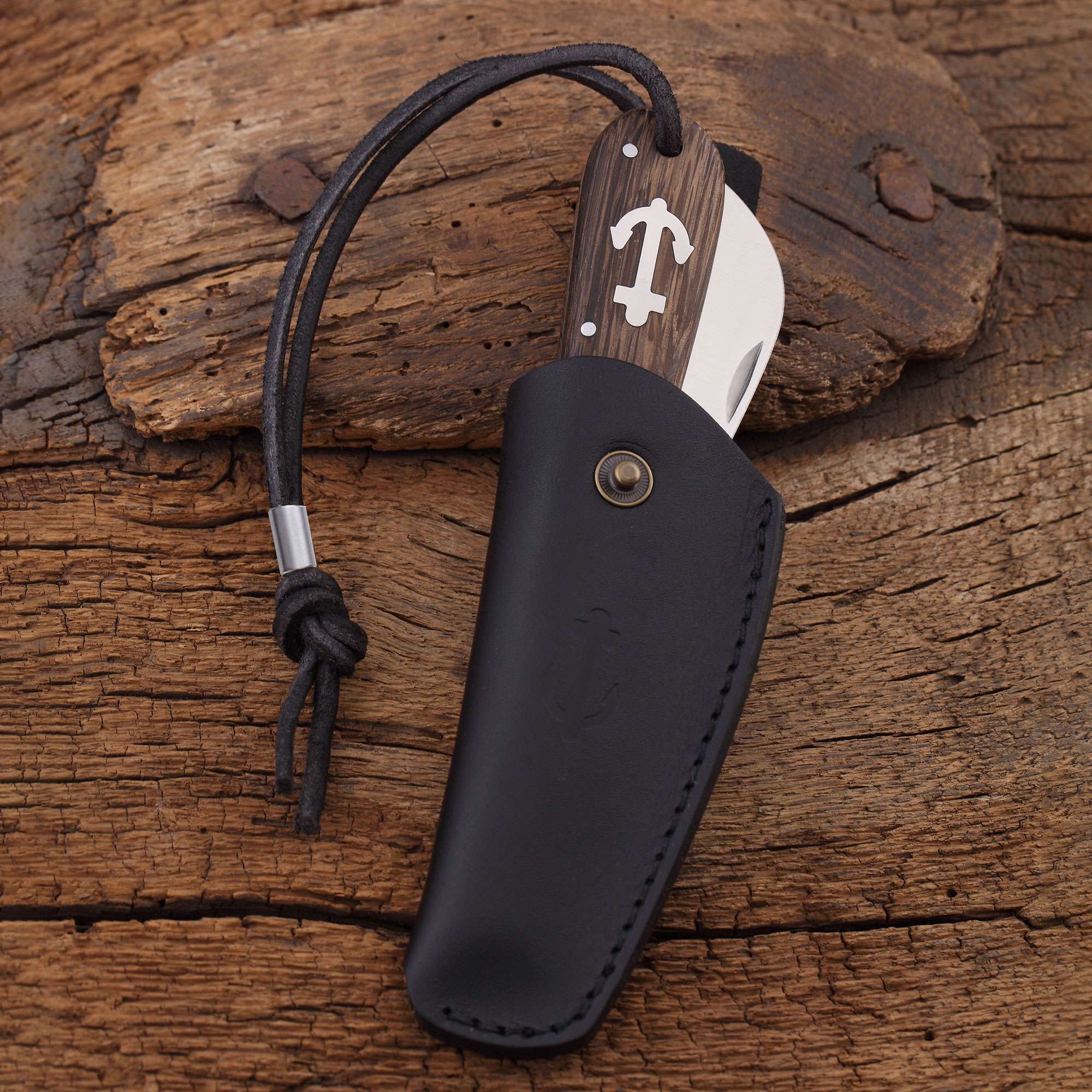 Anchor knife smoked oak large Anchor knife smoked oak large